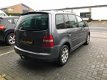 Volkswagen Touran - 1.9 TDI 105pk Highline Automaat - 1 - Thumbnail