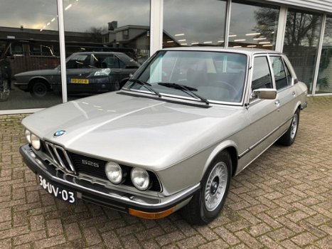 BMW 5-serie - 525 Automaat E12, Nieuwstaat - 1