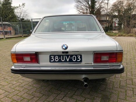 BMW 5-serie - 525 Automaat E12, Nieuwstaat - 1