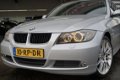 BMW 3-serie - 320i Dynamic Executive AIRCO/CRUISE/XENON NETTE AUTO - 1 - Thumbnail