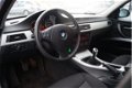BMW 3-serie - 320i Dynamic Executive AIRCO/CRUISE/XENON NETTE AUTO - 1 - Thumbnail