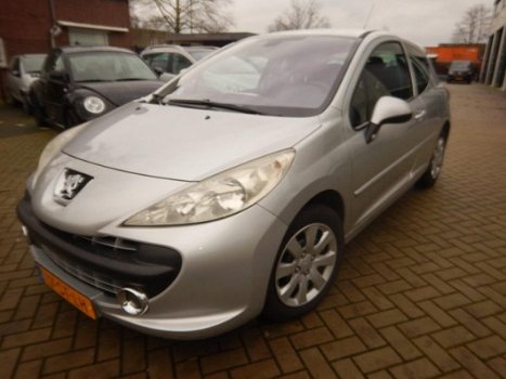 Peugeot 207 - 1.6 HDI XS Pack Nette 207 1.6hdi n.a.p.airco - 1