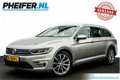 Volkswagen Passat Variant - 1.4 TSI GTE Highline Panoramadak/ Ex btw/ Camera/ Adapt. cruise/ Leer/ E - 1 - Thumbnail