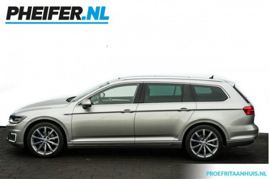 Volkswagen Passat Variant - 1.4 TSI GTE Highline Panoramadak/ Ex btw/ Camera/ Adapt. cruise/ Leer/ E - 1