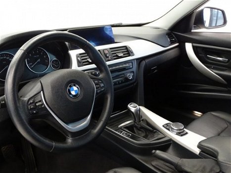 BMW 3-serie - 320i EfficientDynamics Edition High Executive Upgr Bi-xenon Leder Navigatie - 1