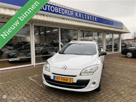 Renault Mégane Estate - 1.5 DCi Bose Let Op Nieuw Dist+waterpomp+spanrol +Nieuw APK - 1