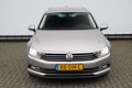 Volkswagen Passat Variant - 1.6 TDI Business Edition | LED | Parkeersensoren | Navigatie | Climate c - 1 - Thumbnail