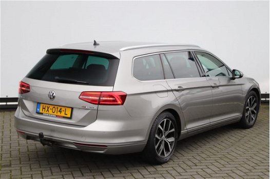 Volkswagen Passat Variant - 1.6 TDI Business Edition | LED | Parkeersensoren | Navigatie | Climate c - 1