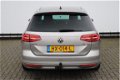 Volkswagen Passat Variant - 1.6 TDI Business Edition | LED | Parkeersensoren | Navigatie | Climate c - 1 - Thumbnail