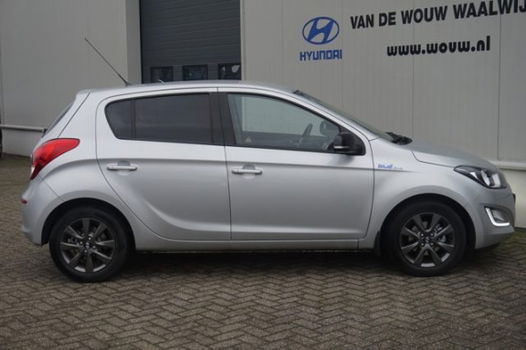 Hyundai i20 - 1.2i Go Navi|LM-velgen|Airco|CruiseControl - 1