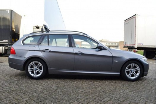 BMW 3-serie Touring - 325i High Executive Autm - 1
