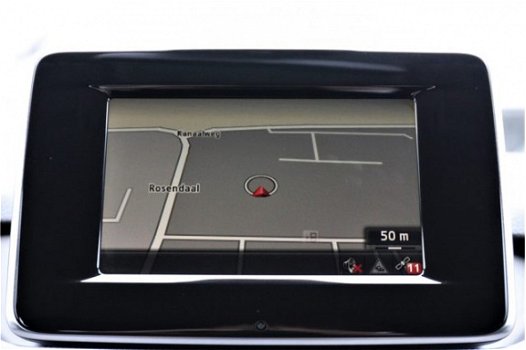 Mercedes-Benz B-klasse - 180 AMBITION / NAVIGATIE / RIJSTROOK / BOTSHERK. / PARKASSIST / BLUETOOTH / - 1