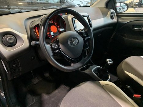 Toyota Aygo - 1.0 VVT-i x-play - 1