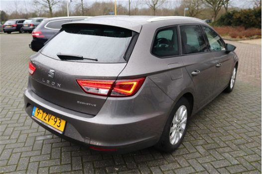 Seat Leon ST - 1.6 TDI Style Business Ecomotive 50 procent deal 5.475, - ACTIE Full LED / Leer / Alc - 1