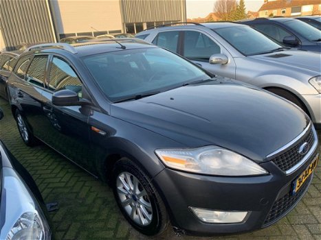 Ford Mondeo Wagon - 2.0-16V Trend - 1