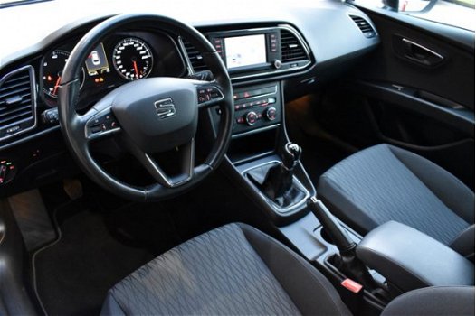 Seat Leon ST - 1.6 TDI Style Ecomotive Navi/Ecc/Pdc2x - 1