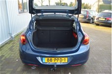 Opel Astra - 1.4 Turbo Cosmo Navi&PDC&17" Nieuwe APK B.J 2011