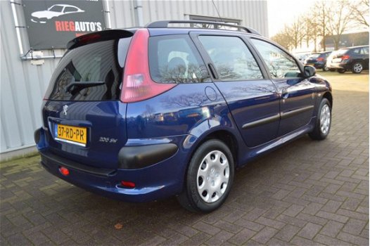 Peugeot 206 SW - 1.4 X-Design Nieuwe APK B.J 2005 - 1