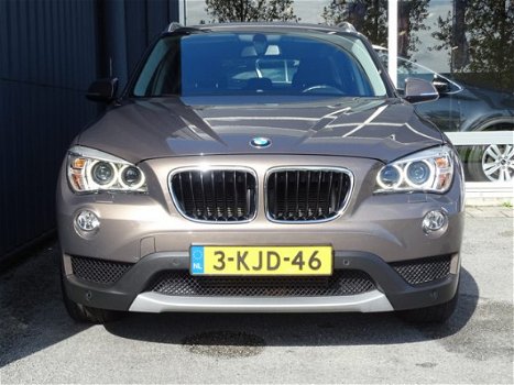 BMW X1 - 2.0i sDrive Automaat Chrome Line | Navi | afn. Trekhaak - 1