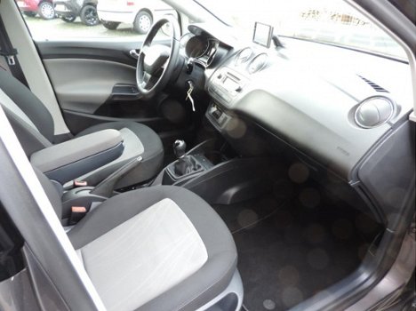 Seat Ibiza ST - 1.2 TDI Style Business Ecomotive Airco/Ecc, Navigatie, Cruise control, L.M.velgen - 1