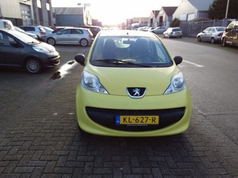 Peugeot 107 - 1.0-12V XR - 1