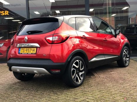 Renault Captur - TCE 90 HELLY HANSEN - 1