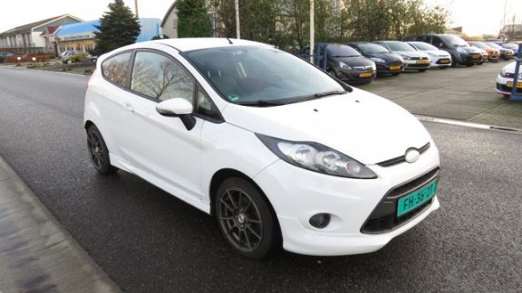 Ford Fiesta - 1.6TI-VCT Sport * 135 PK * Clima * Bluetooth * Sportuitlaat - 1