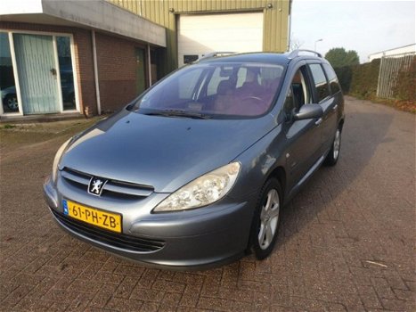 Peugeot 307 SW - 2.0 16V Navtech Zondag Open - 1