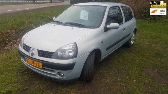 Renault Clio - 1.4-16V RT - 1