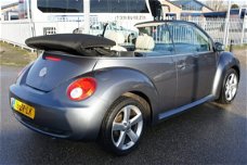 Volkswagen Beetle - 2.0 Highline LEDER/AIRCO/PDC PERFECTE STAAT