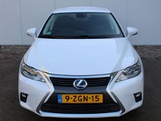 Lexus CT 200h - Luxury Line Mark Levinson Leder Led