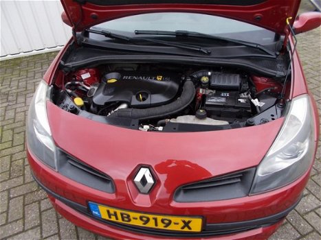 Renault Clio - 1.5 dCi Dynamique ( APK 01-11-2020 ) - 1