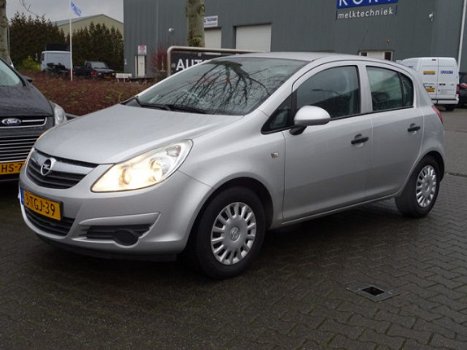 Opel Corsa - 1.2-16V '111' Edition 5-Drs Airco - 1