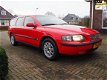 Volvo V70 - 2.4 Comfort Line | ECC | LMV | Trekhaak | Netjes | - 1 - Thumbnail