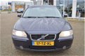 Volvo S60 - 2.4D Momentum *Navi, Sport-Leder, PDC - 1 - Thumbnail