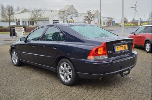 Volvo S60 - 2.4D Momentum *Navi, Sport-Leder, PDC - 1