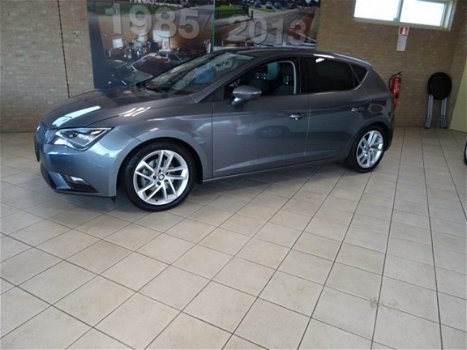 Seat Leon - 1.2 TSI 105PK STYLE - 1