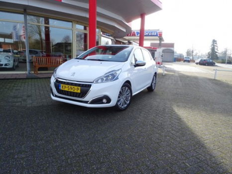 Peugeot 208 - ALLURE 1.2 PURETECH 82 - 1