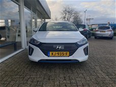 Hyundai IONIQ - 1.6 GDI BLUE HEV FIRST EDITION