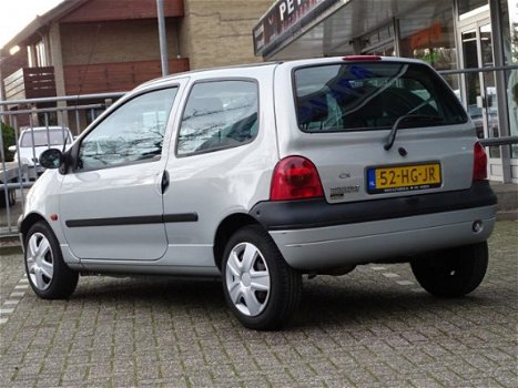 Renault Twingo - 1.2 Cinetic Airco APK 03-2021 - 1