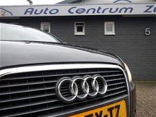 Audi A4 Avant - 2.0 TDI 140PK PRO LINE navi trekhaak 4x el ramen ecc bj 2