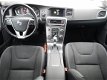Volvo V60 - D4 SUMMUM navi trekhaak automaat sport int. half leder bj 2014 - 1 - Thumbnail