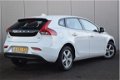 Volvo V40 - 1.6 D2 Clima Cruise Keyless Stoelverw Navi PDC Automaat Euro 5 - 1 - Thumbnail