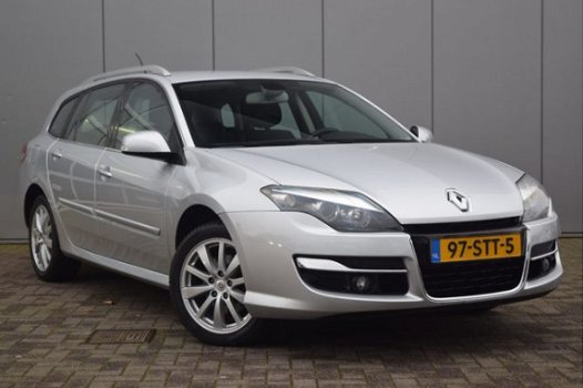 Renault Laguna Estate - 2.0 dCi S/S Dynamique Clima Navi Elek Ramen Trekhaak Lmv 17