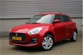 Suzuki Swift - 1.2 Select | Airco | Achteruitrijcamera | Navigatie - 1 - Thumbnail