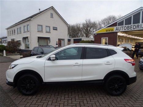 Nissan Qashqai - 1.2 Connect Edit Navi, Camera Pano-Dak, Trekhaak, 2x wielen - 1