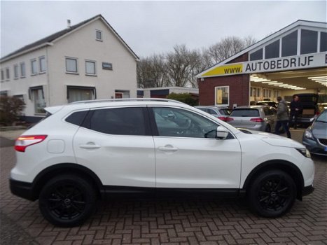 Nissan Qashqai - 1.2 Connect Edit Navi, Camera Pano-Dak, Trekhaak, 2x wielen - 1