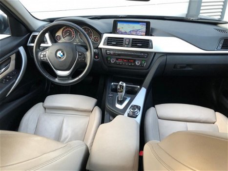 BMW 3-serie Touring - 330d High Executive ACC/PDC/BI-XENON/SPORT STOELEN/19 INCH - 1