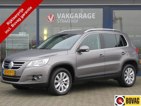 Volkswagen Tiguan - 1.4 TSI Sport&Style, Navigatie / Camera / Climate control / 17'' Lichtmetalen ve - 1