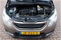 Peugeot 2008 - 1.2 PureTech 82pk Aut. Active | Airco | Panoramadak | Cruise | 1e eigenaar - 1 - Thumbnail